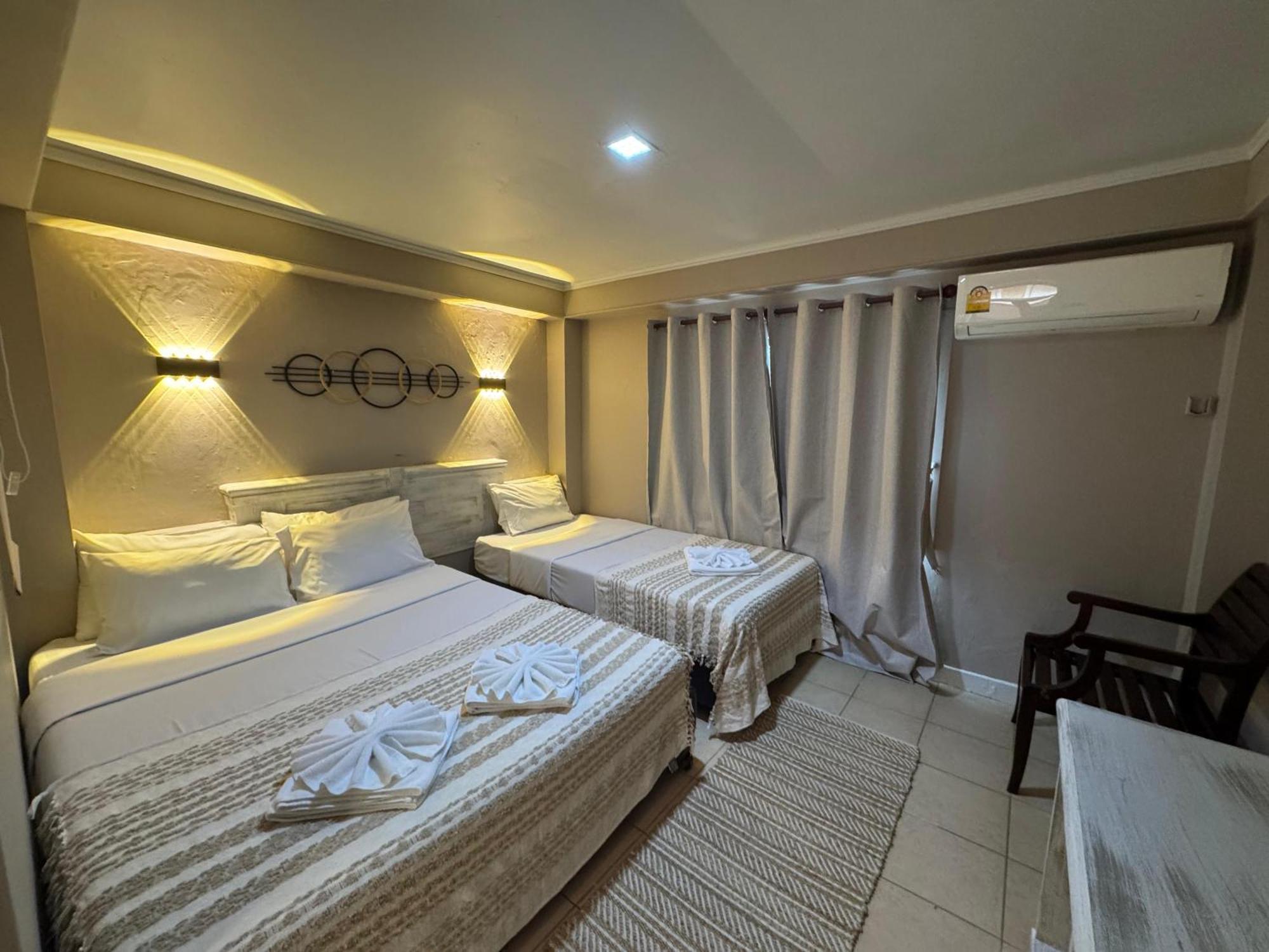 The Taksim Patong Beach Hotel מראה חיצוני תמונה