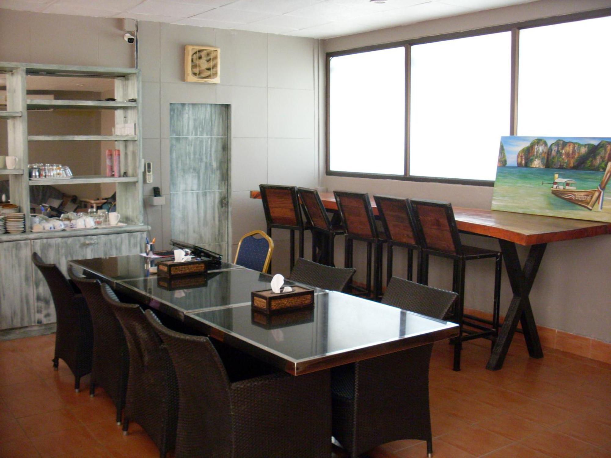 The Taksim Patong Beach Hotel מראה חיצוני תמונה